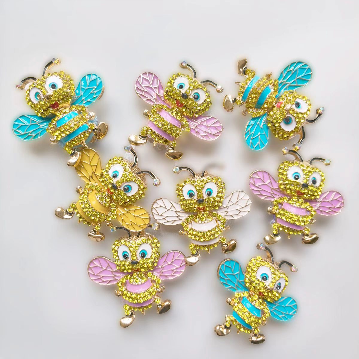 AA0153 Eco-Friendly Cute Cartoon Rhinestone Bee Brooches - Multi-Wing Colors Lapel Pin Accessories for Coats & Blazers
